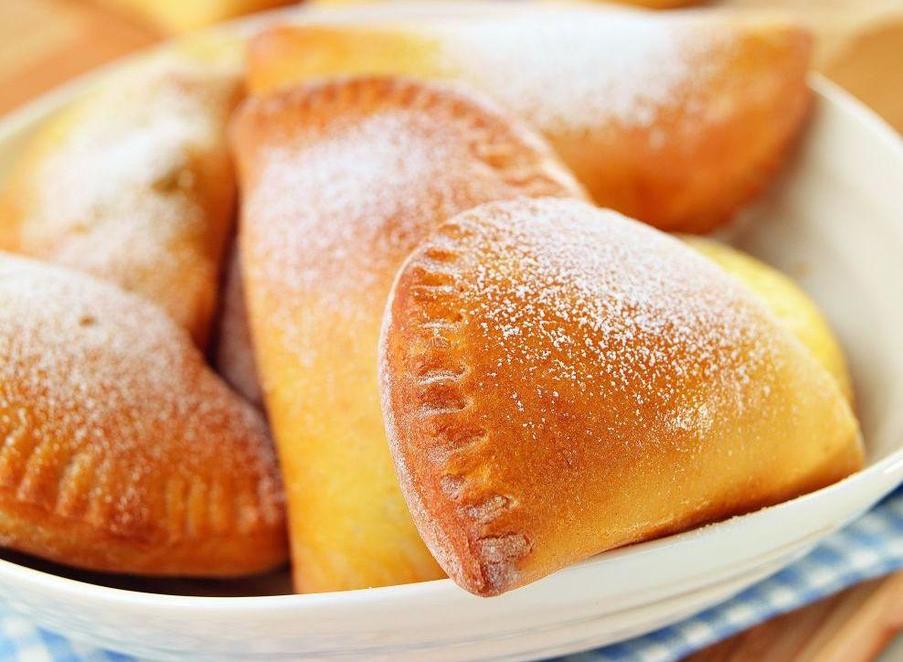 Apfeltaschen mit Marzipan Apfeltaschen mit Marzipan