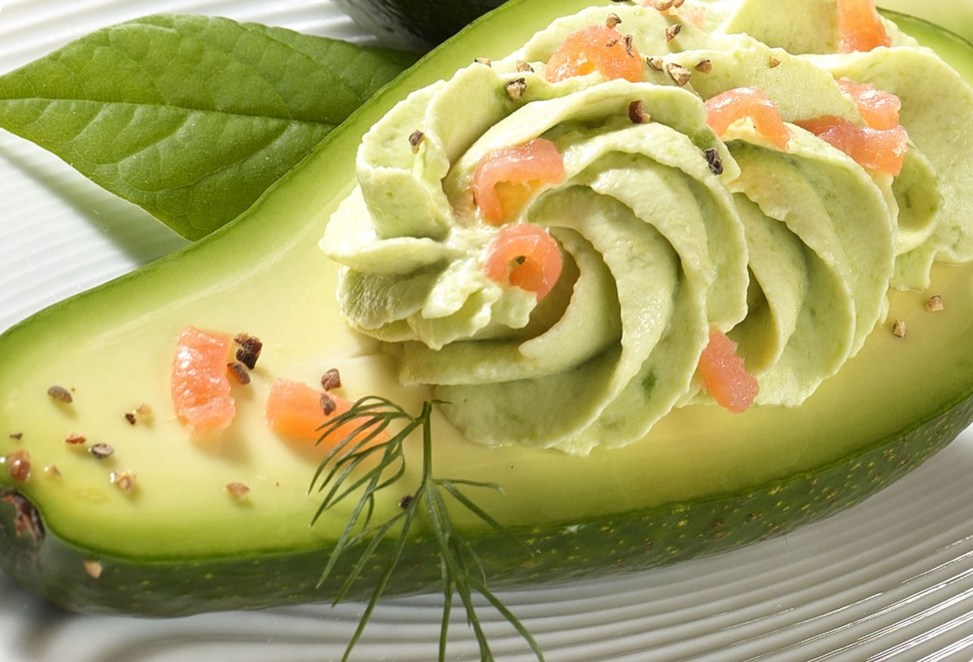 Gefüllte Avocado mit Lachs Gefüllte Avocado mit Lachs