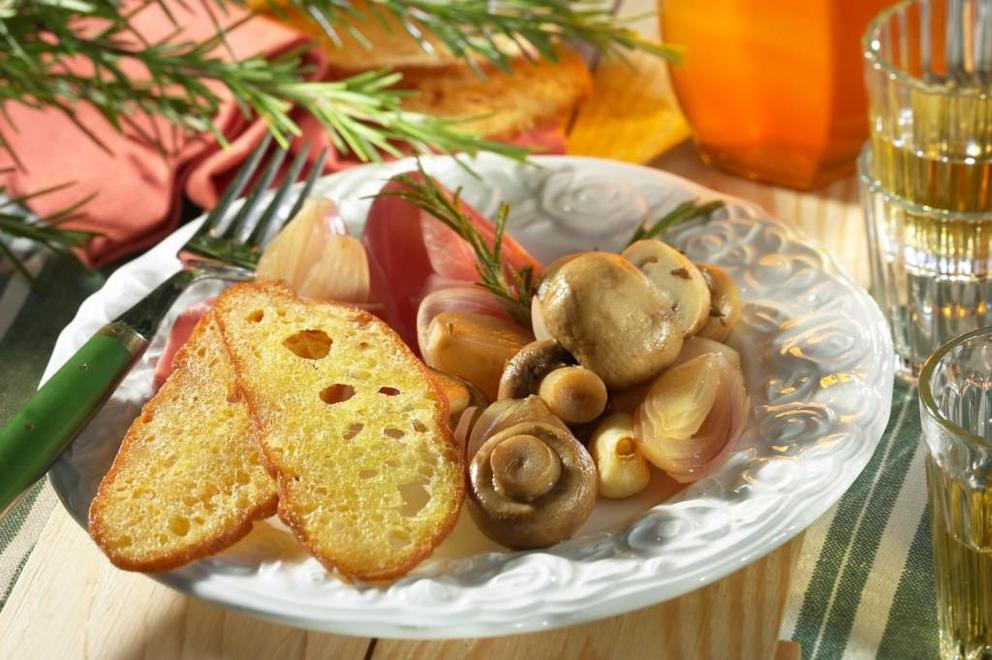 Honig-marinierte Pilze und Schalotten Honig-marinierte Pilze und Schalotten