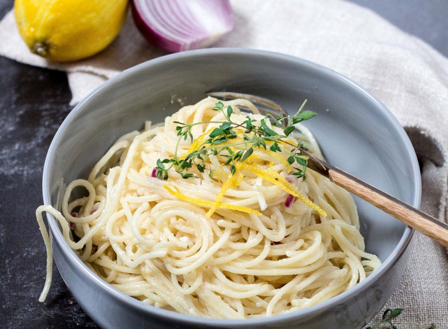 Pasta mit Zitrone Pasta mit Zitrone
