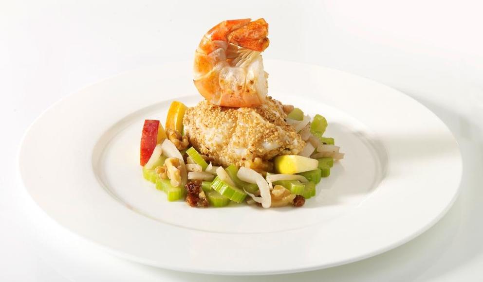 Seeteufelfilet in Sesamkruste mit Fenchel-Sellerie-Gemüse Seeteufelfilet in Sesamkruste mit Fenchel-Sellerie-Gemüse