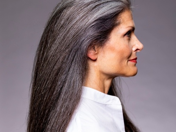 Lebendiges graues Haar gilt als Selbstverständlichkeit