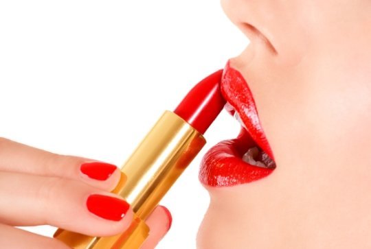 Die Art, Lippenstift aufzutragen, verrät unsere Persönlichkeit Die Art, Lippenstift aufzutragen, verrät unsere Persönlichkeit
