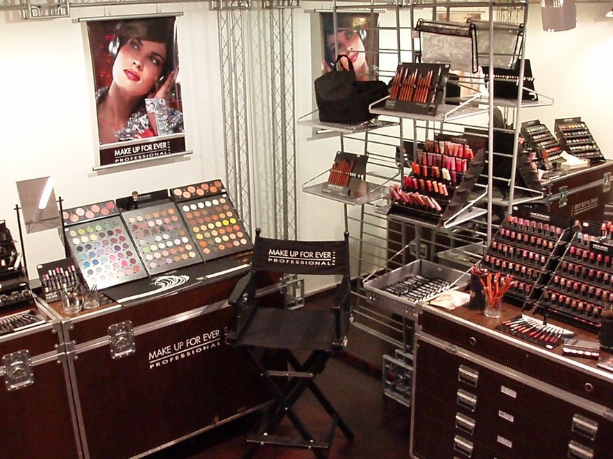 MAKE UP FOREVER Store Wien MAKE UP FOREVER Store Wien