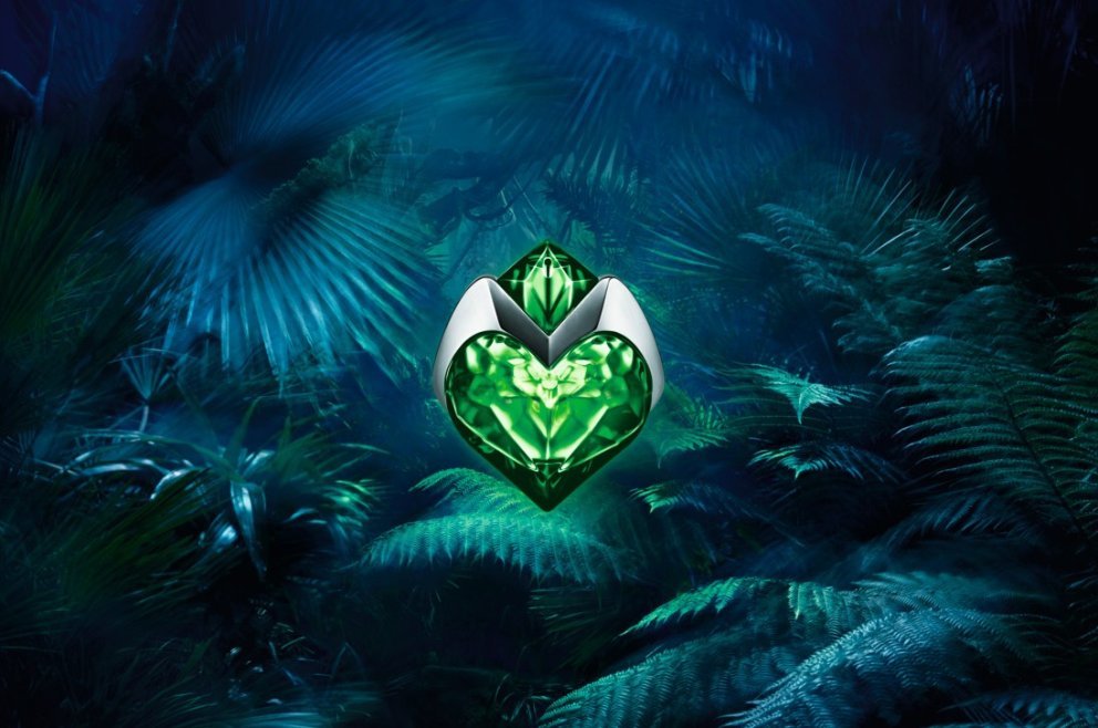 AURA MUGLER AURA MUGLER