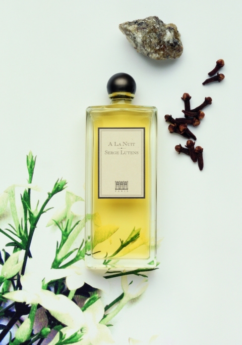 A La Nuit von Serge Lutens A La Nuit von Serge Lutens