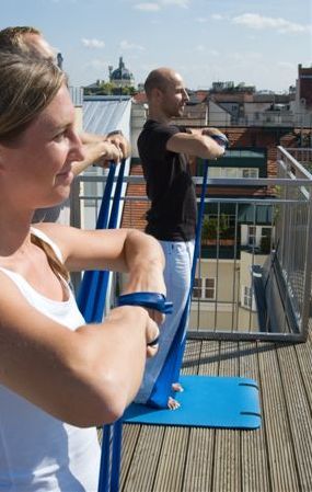 Frührücken Training auf der Dachterrasse