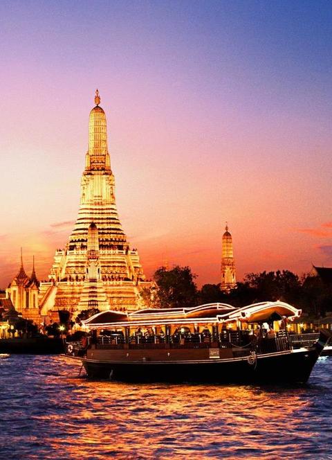 Angsara Dinner Cruise am Chao Phrya River Angsara Dinner Cruise am Chao Phrya River