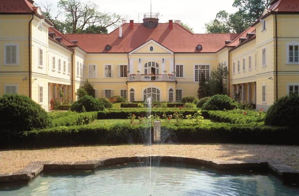 Schlosshotel Szidónia Schlosshotel Szidónia