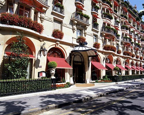 Hotel Plaza Athénée in Paris Hotel Plaza Athénée in Paris