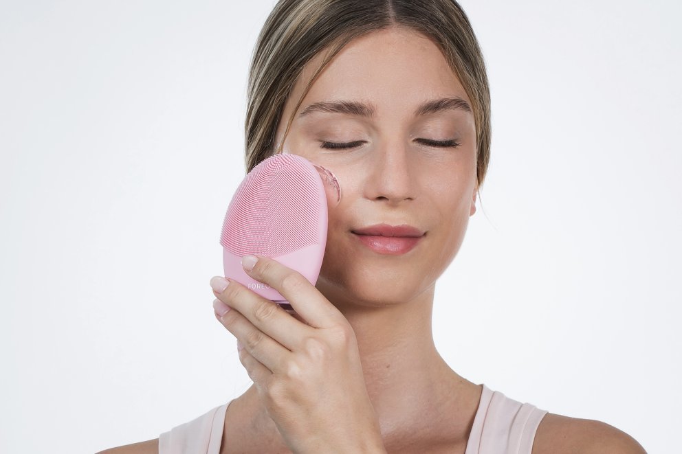 Foreo Luna 3 und Serum Serum Serum Foreo Luna 3 und Serum Serum Serum