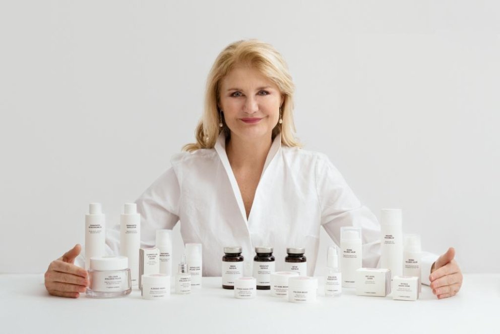 Dr. Sabine Schwarz Dr. Sabine Schwarz