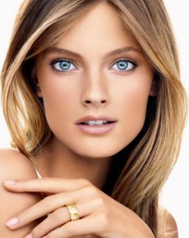 Estee Lauder Idealist Even Skintone Illuminator Estee Lauder Idealist Even Skintone Illuminator