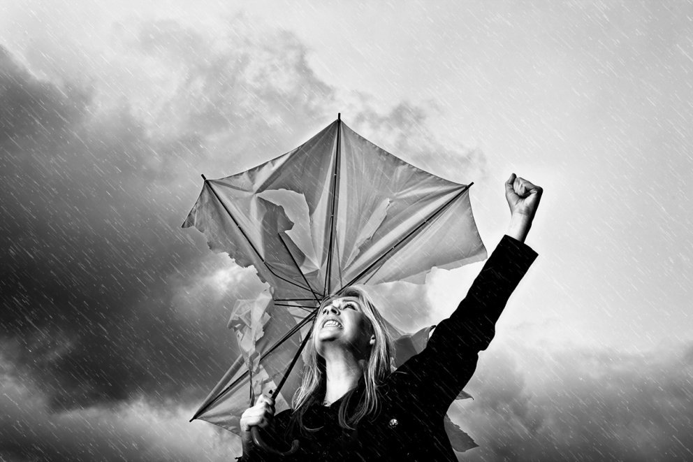 Frauen im Regen Frauen im Regen