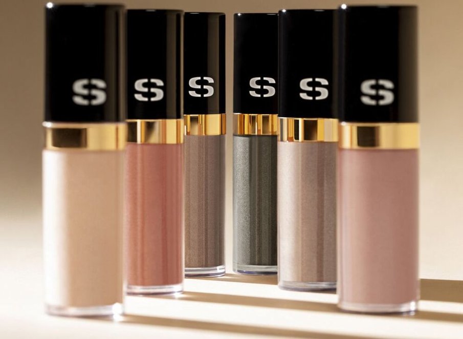 Ombre Éclat Liquide -Sechs Lidschatten mit flüssiger Textur und lebhaften Farben, die den Augen einen strahlenden, frischen und leuchtenden Farbhauch verleihen, der 8 Stunden lang hält. Ombre Éclat Liquide -Sechs Lidschatten mit flüssiger Textur und lebhaften Farben, die den Augen einen strahlenden, frischen und leuchtenden Farbhauch verleihen, der 8 Stunden lang hält.