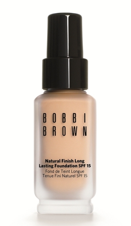 Bobbi Brown Natural Finish Long Lasting Foundation SPF 15 Bobbi Brown Natural Finish Long Lasting Foundation SPF 15