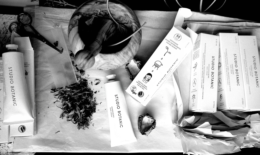 STUDIO BOTANIC STUDIO BOTANIC