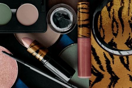 MAC Raquel Welch Beauty Icon MAC Raquel Welch Beauty Icon