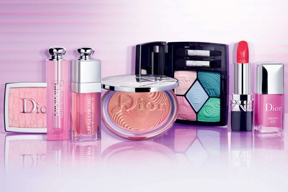 Dior Glow Vibes Spring Look 2020 Dior Glow Vibes Spring Look 2020