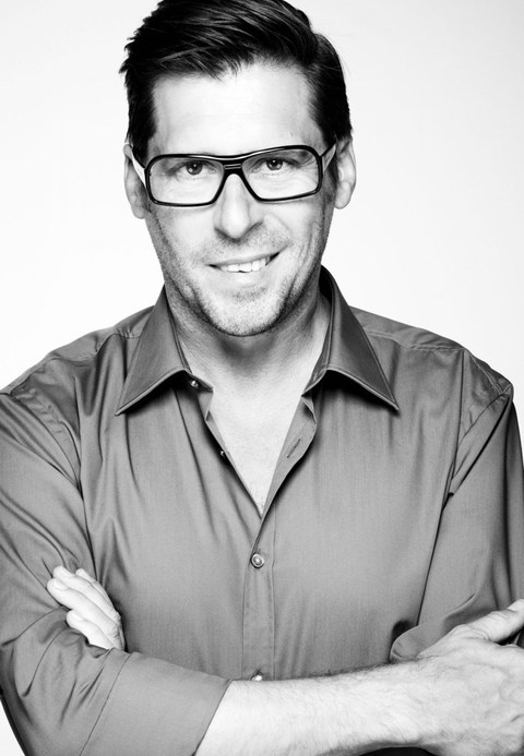 Stephan Schmied - Max Factor MakeUp Artist Stephan Schmied - Max Factor MakeUp Artist